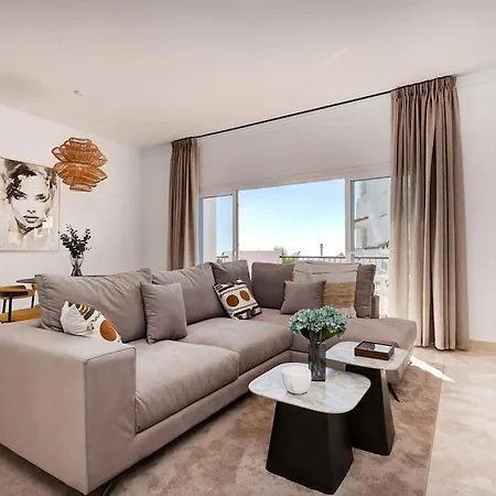 Luxury Family Penthouse, 7 Pools, Golf & Seaview Benahavís