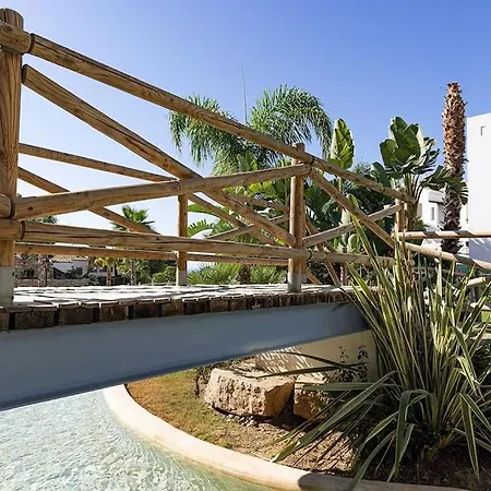 Luxury Family Penthouse, 7 Pools, Golf & Seaview *