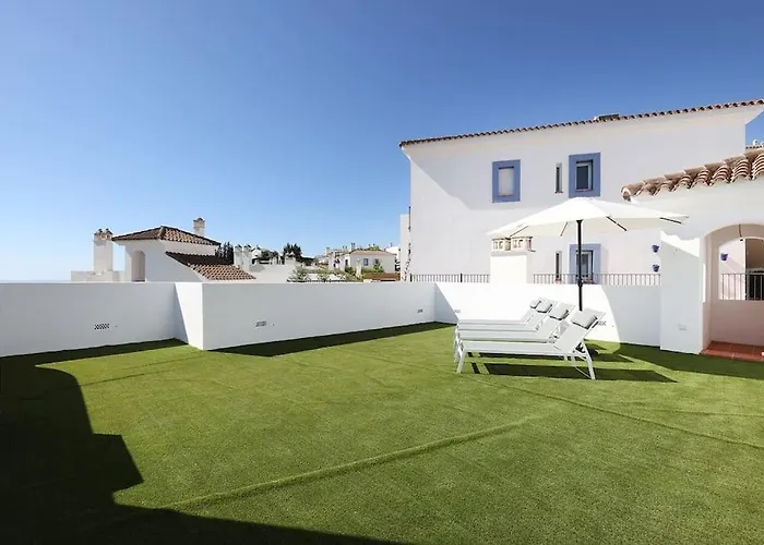 Luxury Family, & Golf Penthouse With Amazing Seaview